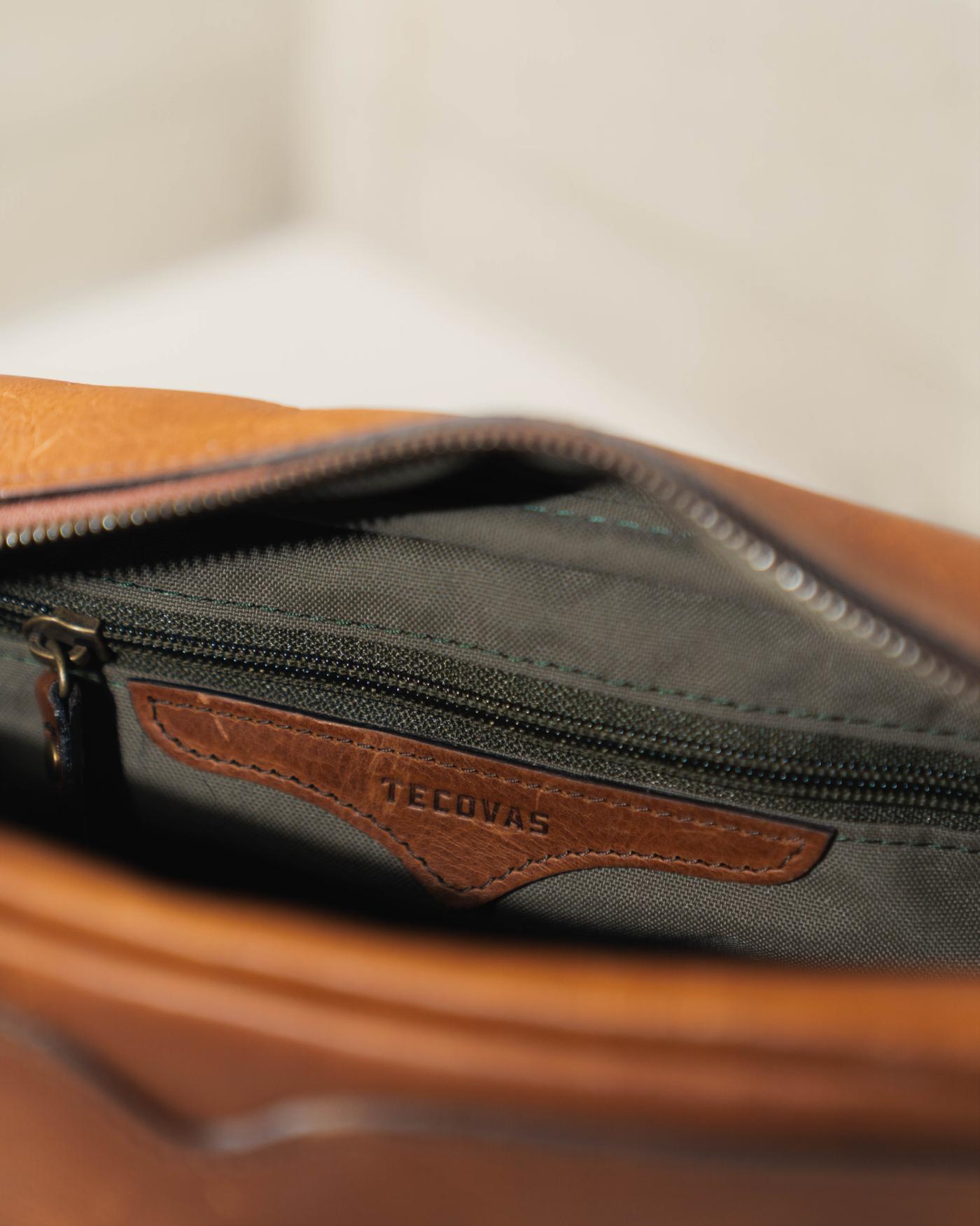 Bartlett Travel Kit - Image 3